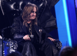 Ozzy Osbourne, leyenda del heavy metal y líder de Black Sabbath, falleció a los 76 años, según confirmó su familia.