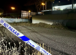 Lugar del hallazgo de la mujer asesinada en Marbella (Málaga), presuntamente a manos de su pareja.
