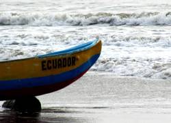 El nivel medio del mar continúa por encima de los valores habituales en varias estaciones costeras.