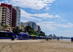 Foto referencial de turismo en playas ecuatorianas, las cuales son muy buscadas en días de feriado.