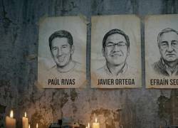 La violencia contra quienes ejercen periodismo tuvo un punto de quiebre con el secuestro del equipo que fue a reportear en Mataje (Esmeraldas). Ellos pasaron el control miitar un día como hoy. No volvieron con vida.