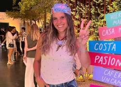 La cantautora ecuatoriana Luz Pinos presentó su nuevo material discográfico Casa Nueva, a través de un evento íntimo realizado en Guayaquil.