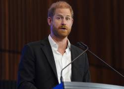 Harry vincula su rechazo a la vida real con el impacto emocional de la muerte de Diana.