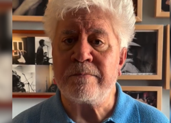 Pedro Almodóvar pidió al gobierno español romper relaciones con Israel en rechazo a la violencia en Gaza.