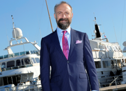 Halit Ergenç, protagonista de ‘Las mil y una noches’, fue condenado en Turquía a casi dos años de prisión por falso testimonio en un juicio vinculado a las protestas del Parque Gezi.