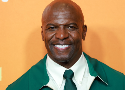 Terry Crews sorprendió a sus amigos recreando el recordado baile de ¿Y dónde están las rubias?.