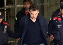 Jonathan Andic es escoltado por los Mossos d'Esquadra en Martorell, cerca de Barcelona.