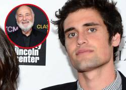 El actor era padre de tres hijos junto a su esposa Michele Singer, y padre adoptivo de la hija de su primera esposa.