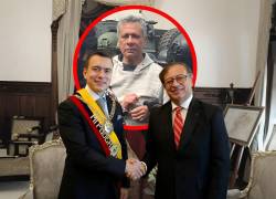En la foto aparecen el presidente de Ecuador, Daniel Noboa, junto a su homólogo Gustavo Petro, mientras que en un círculo se destaca al exvicepresidente Jorge Glas.