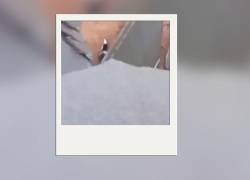 Mujer cayó a un socavón.