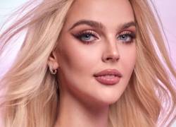 Miss Universo Estonia decidió abandonar su título en medio de la ola de polémicas que se alza sobre el certamen.