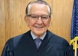 El juez fue mundialmente admirado por impartir justicia con amabilidad y compasión.