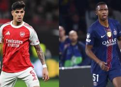 Piero Hincapié es jugador del Arsenal, mientras que Willian Pacho es jugador del PSG.