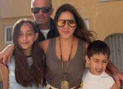 La decisión familiar se enmarca en un momento clave en el desarrollo académico de su hija.