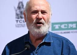 El artista fue encontrado sin vida junto a su esposa.