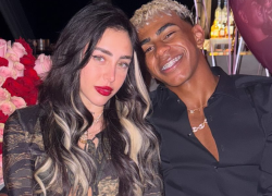 Lamine Yamal y Nicki Nicole oficializaron su relación en redes sociales con una foto romántica.