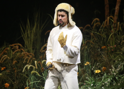 Bad Bunny será el encargado del show de medio tiempo del Super Bowl 2026.