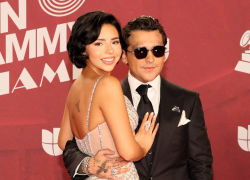 Christian Nodal confirmó que su boda religiosa con Ángela Aguilar será en 2026.