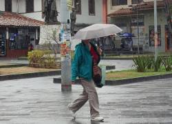 Fotografía de lluvias intensas en Cuenca, Ecuador.