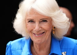 Un libro revela que la reina Camila sufrió un intento de agresión sexual en su adolescencia.