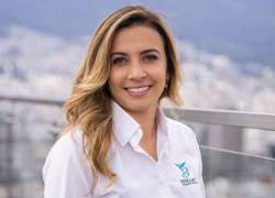 Foto posada de Belén Martínez, fundadora de Bemart, una empresa ecuatoriana de tecnología médica especializada en soluciones para neurocirugía, traumatología y cirugía de columna.