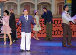 Escena de la obra de teatro 'Luis Noboa Naranjo: El Musical'.