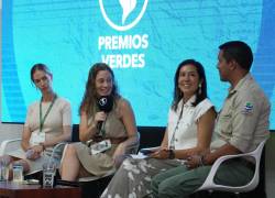 Fotografía durante un panel sobre biodiversidas en Premios Verdes, edición 2023.