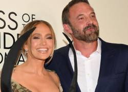Jennifer Lopez y Ben Affleck se reencontraron en la premiere de ‘El beso de la mujer araña’ en Nueva York.