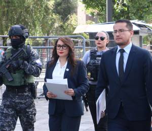 La ministra de Gobierno Nataly Morillo acudió a la Fiscalí­a General.