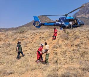 Operativo de rescate de la Cruz Roja en Kenia.