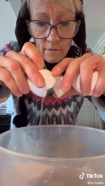 $!Hace videos de cocina en TikTok para su hija que se fue de casa