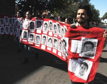 Cinco meses de la desaparición de 43 estudiantes de Ayotzinapa