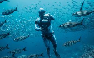 Apnea en Ecuador: ¿Cómo es la experiencia de explorar el océano a puro pulmón?