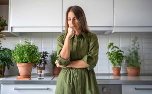 Las mujeres al atravesar una crisis cuentan con factores biológicos que la ayudan atravesar los problemas con mayor resiliencia.