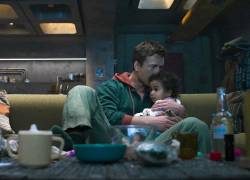 Imagen que muestra al actor Glen Powell interpretando a Ben Richards.