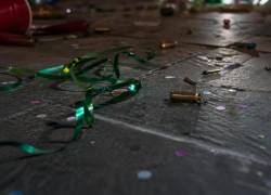 Fotografía referencial de la escena luego de un ataque armado durante un festejo.