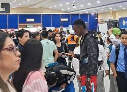 Se recomienda llevar la cédula de identidad y hoja de vida actualizada.