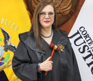 Daniella Camacho anuncia acciones tras su descalificación del concurso para Fiscal.