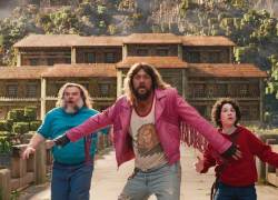 Los personajes principales del filme. De izquierda a derecha, Jack Black (Steve). Jason Momoa como (Garrett) y Sebastian Hansen (Henry).