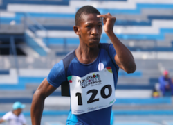 Jorgito acaba de ganar oro en los 100 mts planos en los Juegos Nacionales del Deporte Adaptado 2022 en Guayaquil. Su cuarto oro del año.