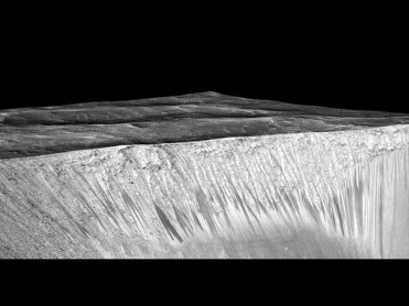 La evidencia de agua líquida en Marte