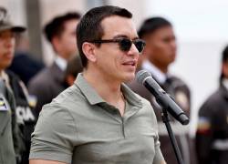 Daniel Noboa habla sobre despidos y fusión de ministerios.