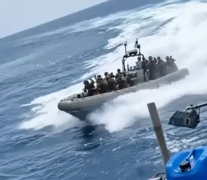 El procedimiento habría ocurrido a unas 280 millas náuticas de las costas de Manabí.
