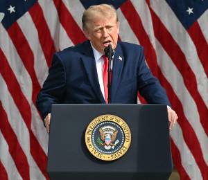 El presidente de los Estados Unidos, Donald Trump, habla en la conmemoración del 25.º aniversario de los ataques del 11 de septiembre de 2001 en el Pentágono, en Washington D. C., el 11 de septiembre de 2026.
