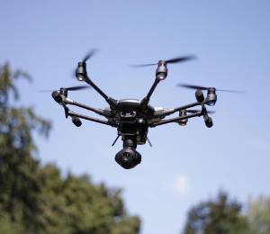 La instalación de los drones responde a la preocupación por los tiroteos escolares en Estados Unidos.