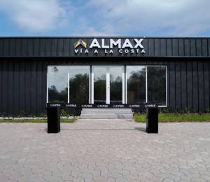 ALMAX Vía a la Costa inaugura nueva sala de ventas para la comercialización de su segunda etapa.