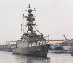 Foto referencial de fragata iraní atacada por Estados Unidos