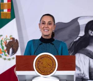 La presidenta Claudia Sheinbaum durante su conferencia de prensa diaria en el Palacio Nacional.