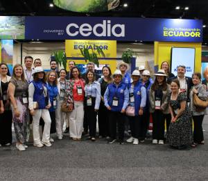 Representantes de 14 instituciones de educación superior estuvieron presentes en el pabellón de Ecuador. CEDIA estuvo a cargo de la coordinación del stand.