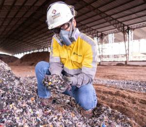 UNACEM Ecuador recupera diversos materiales ya utilizados para optimizar sus procesos productivos.